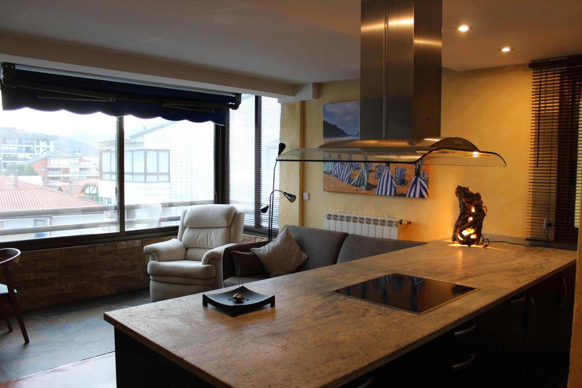 Apartamentos Zarautz Playa, Con Piscina Y Garaje Zewnętrze zdjęcie
